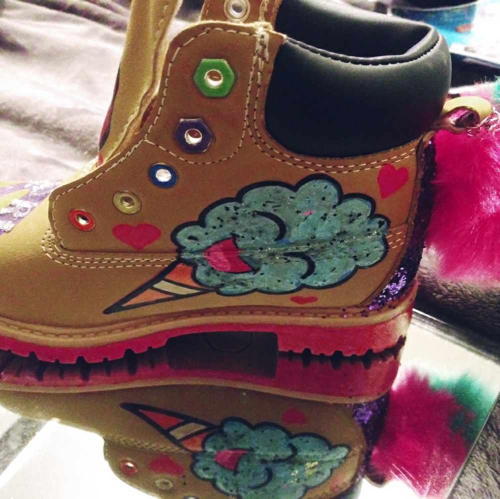 Custom boots - Picture 5 of 7